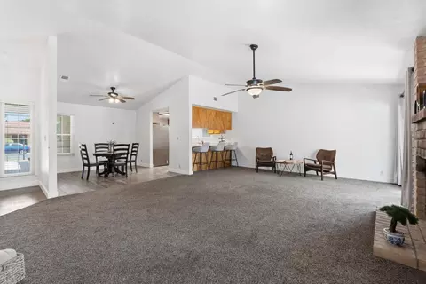 Living - 301 Goldrun Dr, Modesto, CA 95354 photo 2 of 4