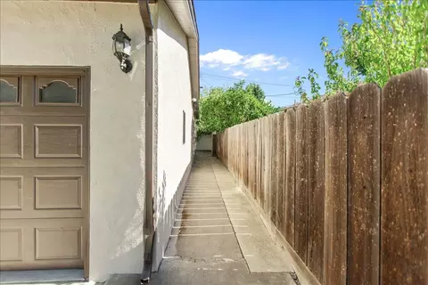 Exterior - 1213 Adel St, Modesto, CA 95350 photo 4 of 10