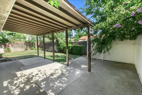 Exterior - 1213 Adel St, Modesto, CA 95350 photo 6 of 10