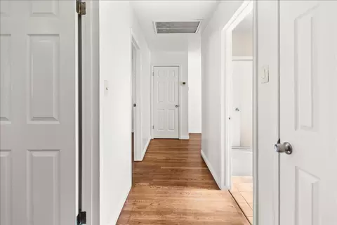Entry Way - 1213 Adel St, Modesto, CA 95350 photo 3 of 4