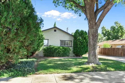 Exterior - 1213 Adel St, Modesto, CA 95350 photo 2 of 10