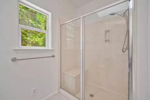 Bath - 33833 Jovan Dr, Alta, CA 95701 photo 2 of 3