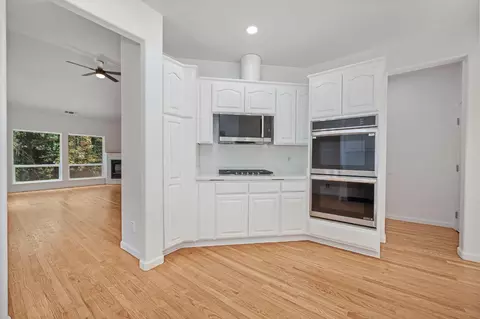 Kitchen - 33833 Jovan Dr, Alta, CA 95701 photo 1 of 4
