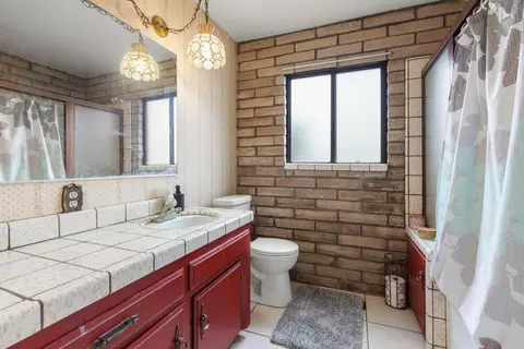 Bath - 3781 Larkin Rd, Biggs, CA 95917 photo 1 of 2
