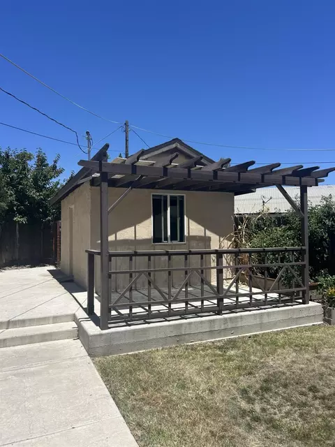 2109 Dee Ct, Modesto, CA 95350 photo 20