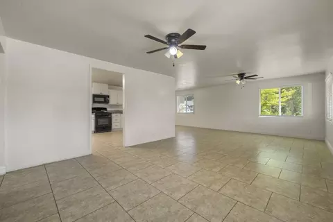 2109 Dee Ct, Modesto, CA 95350 photo 5