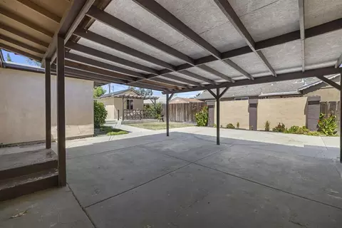 2109 Dee Ct, Modesto, CA 95350 photo 25