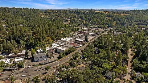 View/Area - 981 Garden Loop, Placerville, CA 95667 photo 6 of 8
