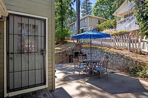 Exterior - 981 Garden Loop, Placerville, CA 95667 photo 5 of 11