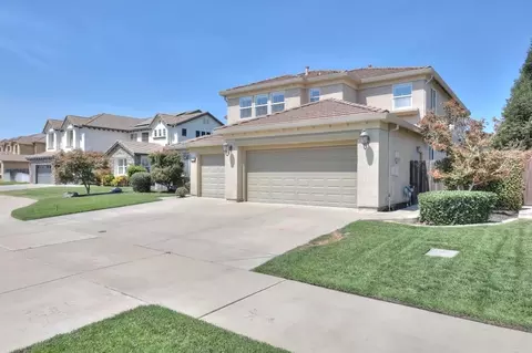 Exterior - 565 Bodeson Ct, Ripon, CA 95366 photo 3 of 14