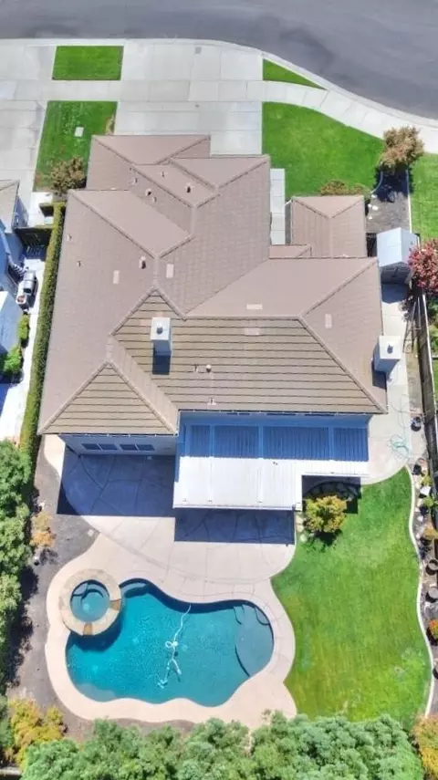 View/Area - 565 Bodeson Ct, Ripon, CA 95366 photo 5 of 7