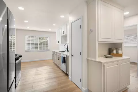 Entry Way - 5545 Sapunor Way, Carmichael, CA 95608 photo 2 of 2