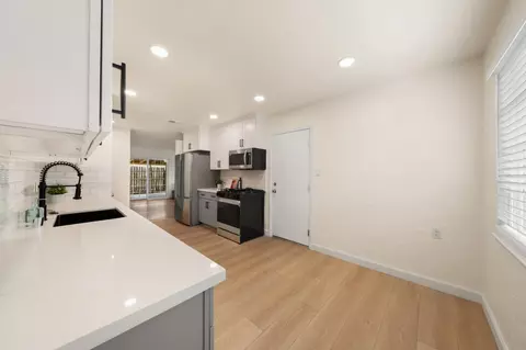 Kitchen - 5545 Sapunor Way, Carmichael, CA 95608 photo 6 of 6
