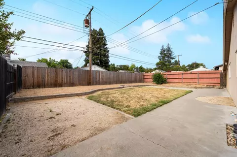 Exterior - 5545 Sapunor Way, Carmichael, CA 95608 photo 2 of 7