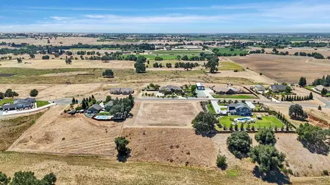 18895 Sierra View Ct, Clements, CA 95227 photo 5