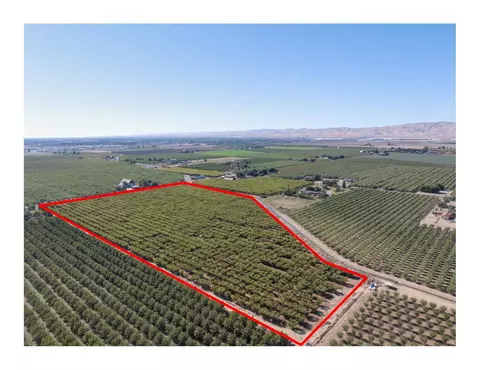 1099 Lemon Ave, Patterson, CA 95363 photo 16