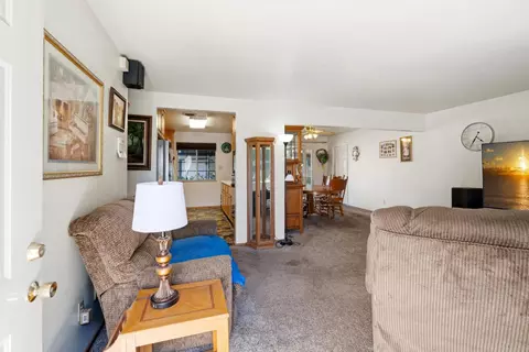 808 Ford Ct, Modesto, CA 95350 photo 5