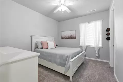 Bedroom - 914 Campfire Cir, Rocklin, CA 95765 photo 3 of 4