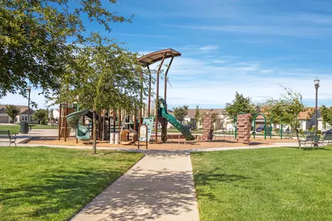 View/Area - 2844 Cameo St, Lodi, CA 95242 photo 1 of 1