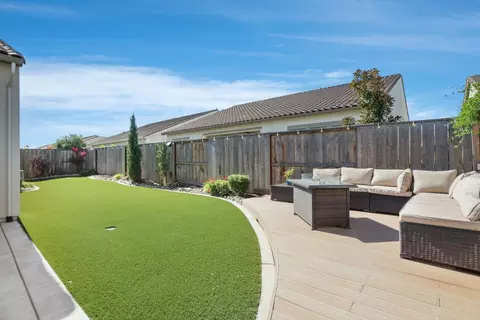 Exterior - 2844 Cameo St, Lodi, CA 95242 photo 11 of 14