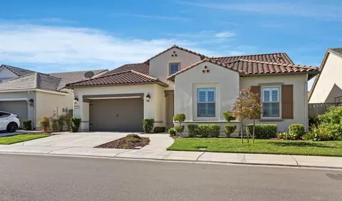 Exterior - 2844 Cameo St, Lodi, CA 95242 photo 2 of 14