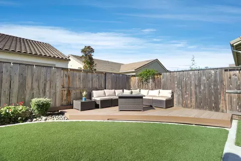 Exterior - 2844 Cameo St, Lodi, CA 95242 photo 8 of 14