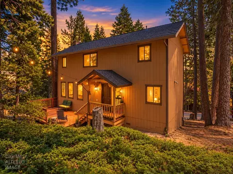 Exterior - 2707 Navajo Dr, Dorrington, CA 95223 photo 1 of 9