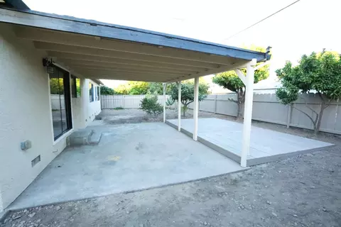 Exterior - 1712 W Locust St, Lodi, CA 95242 photo 4 of 7