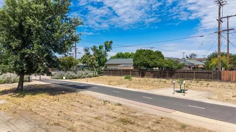 720 Woodrow Ave, Modesto, CA 95350 photo 48