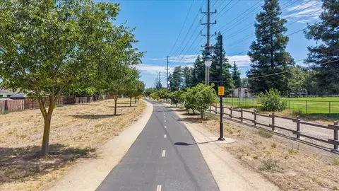 720 Woodrow Ave, Modesto, CA 95350 photo 47