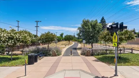720 Woodrow Ave, Modesto, CA 95350 photo 46
