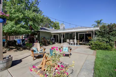 Exterior - 2453 Hemlock Ct, Merced, CA 95340 photo 8 of 15