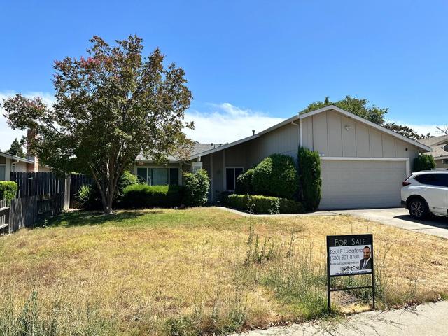 22 Nutwood Cir, Sacramento, CA 95833