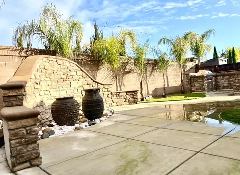 Exterior - 1489 Veteran St, Manteca, CA 95337 photo 2 of 2