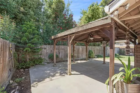Exterior - 3928 Cape Cod Dr, Stockton, CA 95209 photo 7 of 14