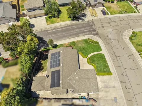 View/Area - 3928 Cape Cod Dr, Stockton, CA 95209 photo 9 of 17