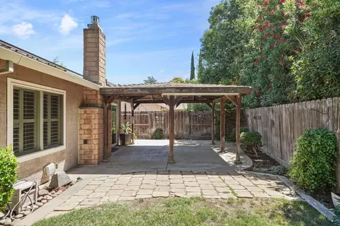 Exterior - 3928 Cape Cod Dr, Stockton, CA 95209 photo 12 of 14