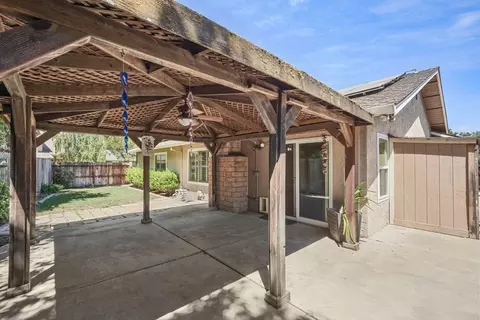 Exterior - 3928 Cape Cod Dr, Stockton, CA 95209 photo 8 of 14