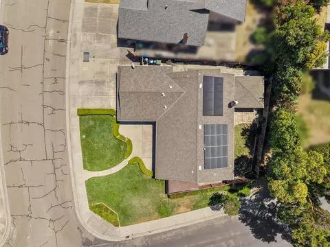 View/Area - 3928 Cape Cod Dr, Stockton, CA 95209 photo 11 of 17
