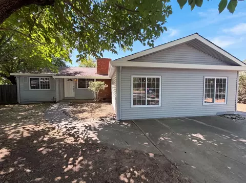 209 Bryan Ave, Roseville, CA 95661