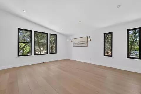 Living - 7801 Law Ln, Loomis, CA 95650 photo 3 of 3