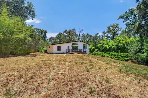 Exterior - 7801 Law Ln, Loomis, CA 95650 photo 11 of 17