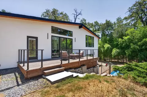 Exterior - 7801 Law Ln, Loomis, CA 95650 photo 5 of 17