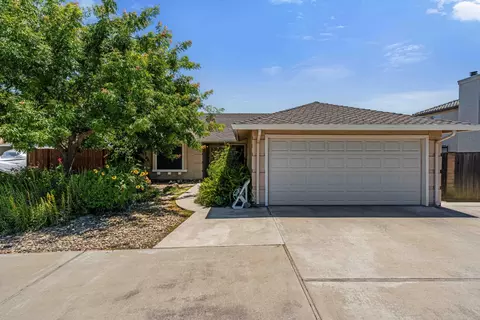 1138 Kathy Ct, Ripon, CA 95366 photo 5