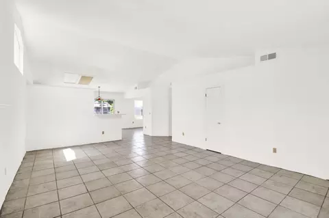 1925 Central Park Way, Modesto, CA 95351 photo 11