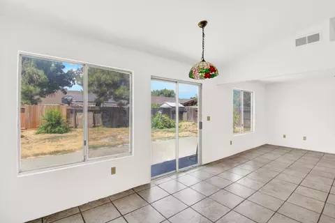 1925 Central Park Way, Modesto, CA 95351 photo 19