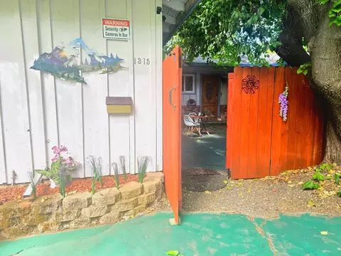Exterior - 1315 Aspen Pl, Davis, CA 95616 photo 3 of 11