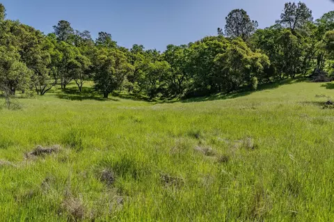 10865 Sunset Dr, Sutter Creek, CA 95685 photo 4