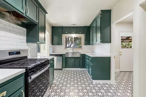 Kitchen - 1015 College Ave, Modesto, CA 95350 photo 1 of 3