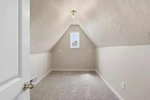 Bedroom - 1015 College Ave, Modesto, CA 95350 photo 6 of 6